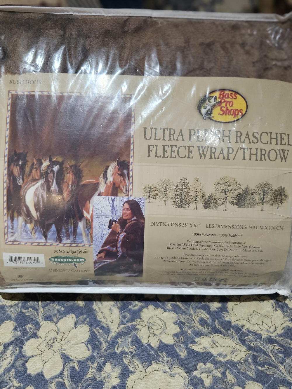 Bass Pro Shops Ultra Plush Raschel Fleece Throw - Brown Horse Print